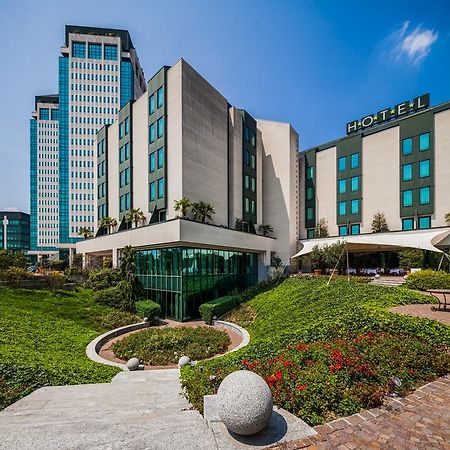 Cosmo Hotel Torri Vimercate Exterior foto